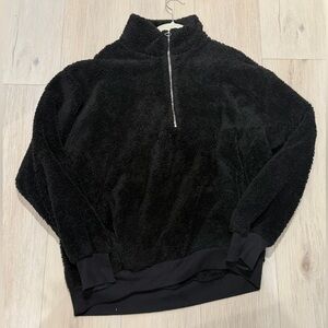 Express Sherpa Cozy Black Fleece Pullover